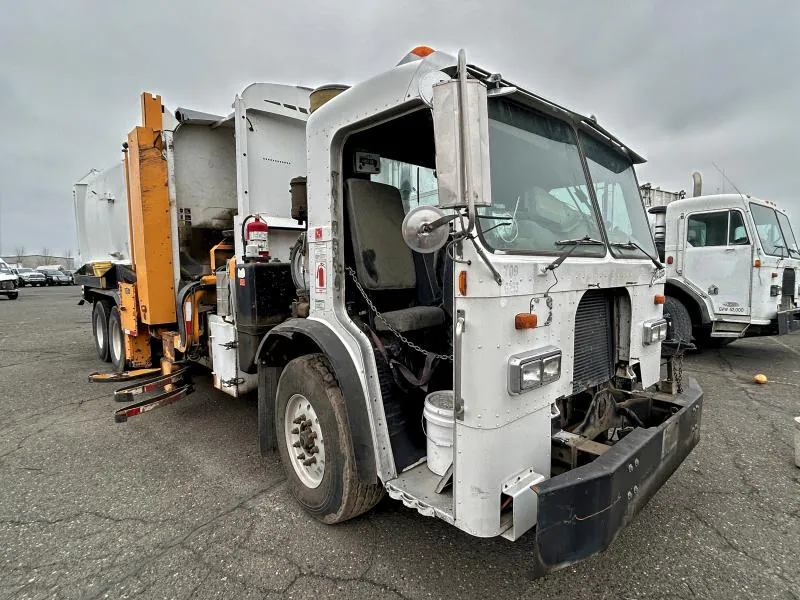 2009 PETERBILT 320 VIN 3BPZL00XX9F719668 фото 1