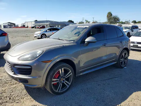 WP1AD2A25ELA74328 — 2014 Porsche Cayenne, Мелкие вмятины и царапины (Minor Dent/Scratches), фото до ремонта