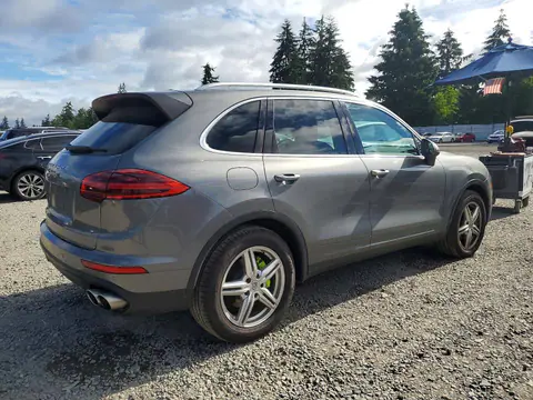 2016 Porsche Cayenne VIN WP1AE2A21GLA17348 фото 3
