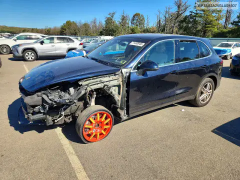 WP1AA2A25GLA09507 — 2016 Porsche Cayenne, Передняя часть, фото до ремонта