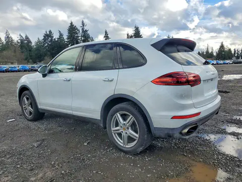2016 Porsche Cayenne VIN WP1AA2A21GLA10086 фото 2