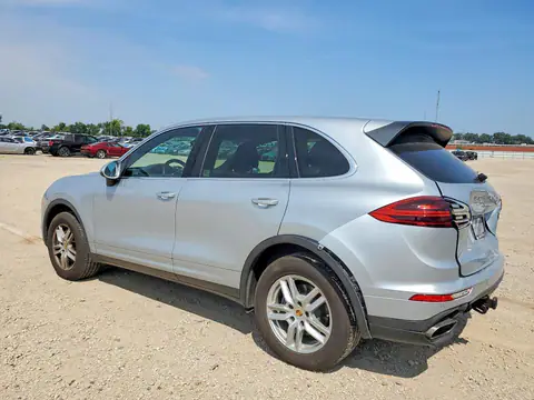 WP1AA2A20JKA03787 — 2018 Porsche Cayenne, фото 2 с аукциона Copart 14.10.2026, Задняя часть