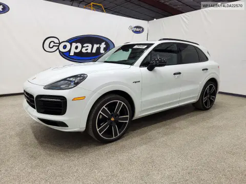 WP1AE2AY4LDA22570 — 2020 Porsche Cayenne, Естественный износ, фото до ремонта