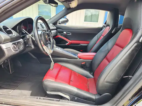 WP0AB2A83JK278332 — 2018 Porsche Cayman, фото 7 с аукциона Copart, Подтопление