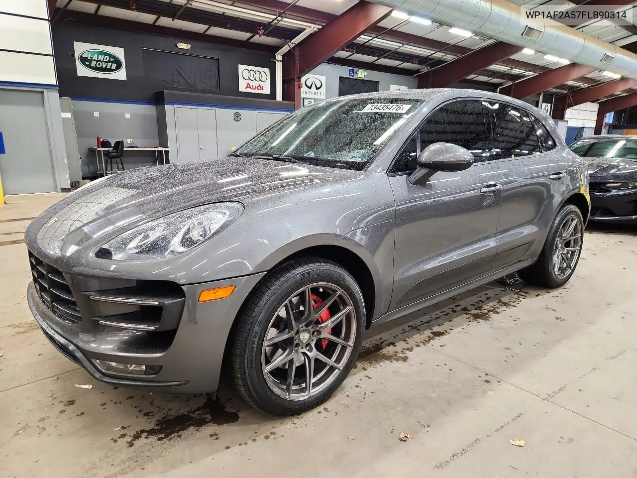 WP1AF2A57FLB90314 Porsche Macan 2015 — повреждение Мелкие вмятины и царапины, фото до ремонта