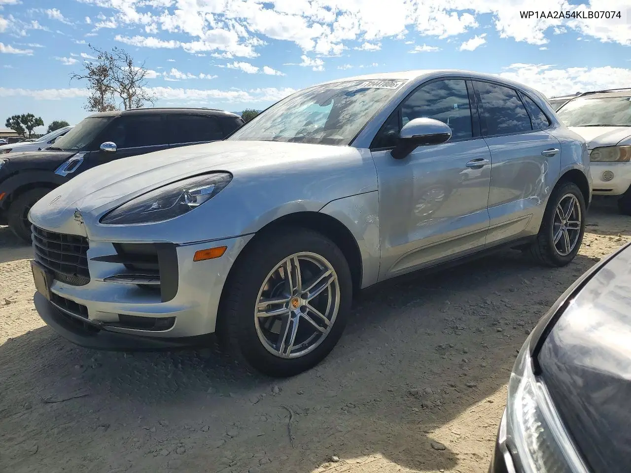 2019 Porsche Macan VIN WP1AA2A54KLB07074 фото 1