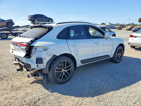 2024 Porsche Macan VIN WP1AA2A52RLB18505 фото 3