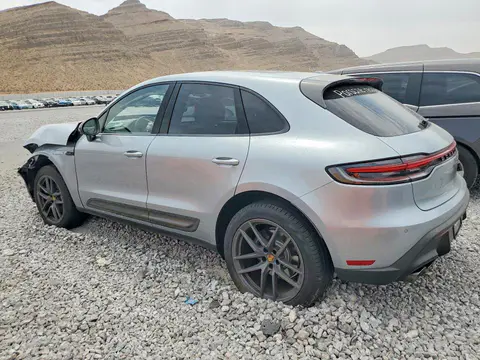 2026 Porsche Macan VIN WP1AA2A50TLB10118 фото 2