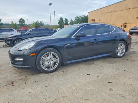 WP0AB2A73DL060736 — 2013 Porsche Panamera, Передняя часть (Front End), фото до ремонта