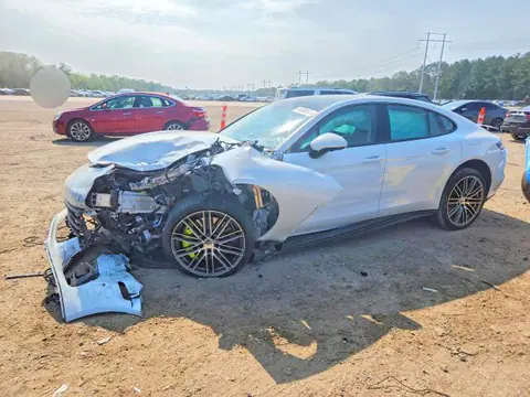 WP0AE2A71KL125569 — 2019 Porsche Panamera, Передняя часть (Front End), фото до ремонта