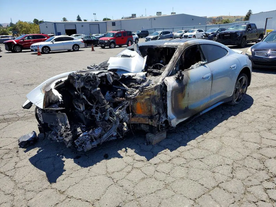 2020 Porsche Taycan VIN WP0AC2Y18LSA71754 фото 1