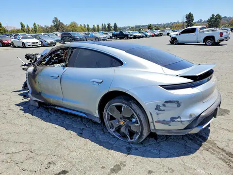 2020 Porsche Taycan VIN WP0AC2Y18LSA71754 фото 2