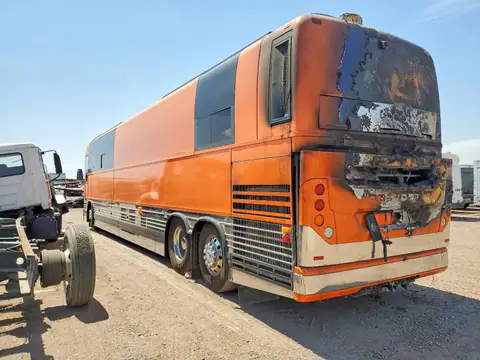 2PCCS3492GC735986 — 2016 Prevost Unknown, фото 3 с аукциона Copart 14.10.2026, Пожар двигателя