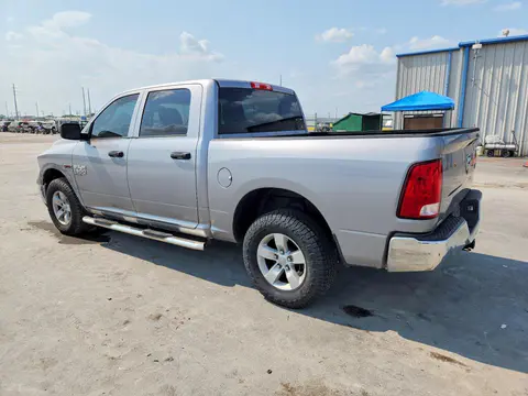 2019 RAM 1500 CLASSIC VIN 1C6RR7KM0KS726459 фото 2