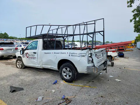 2019 RAM 1500 CLASSIC VIN 3C6JR6DG8KG585579 фото 2