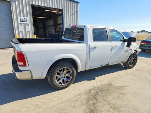 2019 RAM 1500 Classic VIN 1C6RR6NM9KS712601 фото 3