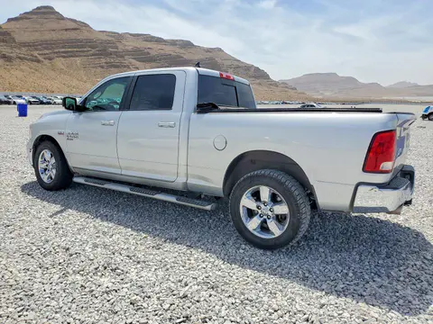 2019 RAM 1500 Classic VIN 1C6RR7TT3KS530845 фото 2