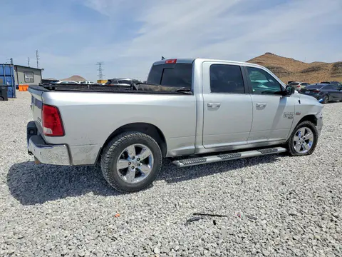 2019 RAM 1500 Classic VIN 1C6RR7TT3KS530845 фото 3