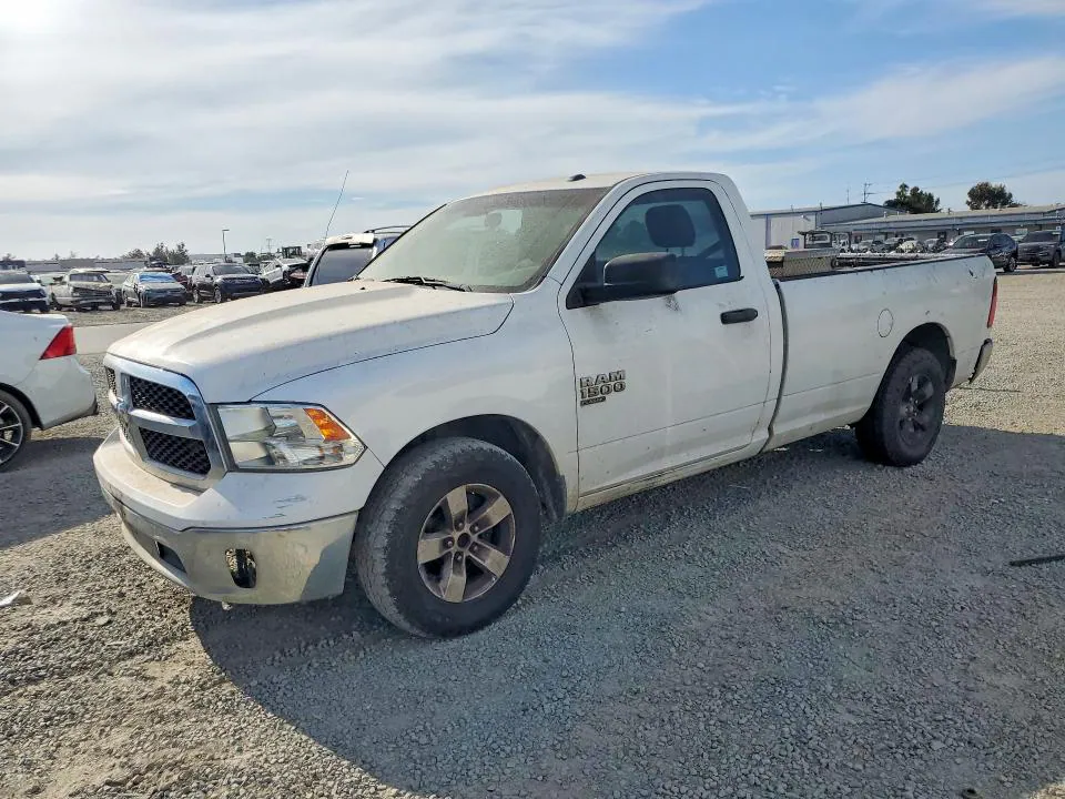 2019 RAM 1500 Classic VIN 3C6JR6DG9KG502340 фото 1