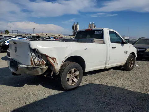 2019 RAM 1500 Classic VIN 3C6JR6DG9KG502340 фото 3