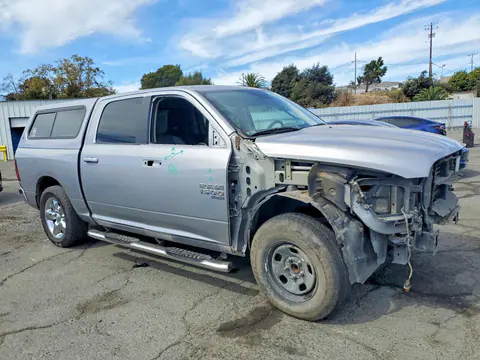 2019 RAM 1500 Classic VIN 1C6RR6LTXKS604076 фото 4