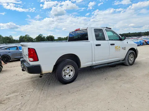 2022 RAM 1500 CLASSIC VIN 1C6RR7FG8NS245884 фото 3