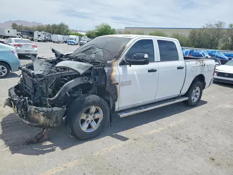 1C6RR7KM2FS691302 — 2015 RAM 1500, Пожар двигателя (Burn - Engine), фото до ремонта