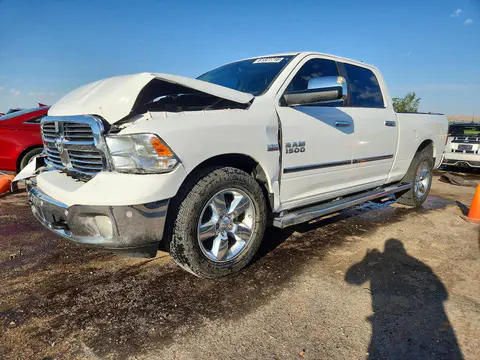 1C6RR7TT7FS661895 — 2015 RAM 1500, Передняя часть (Front End), фото до ремонта
