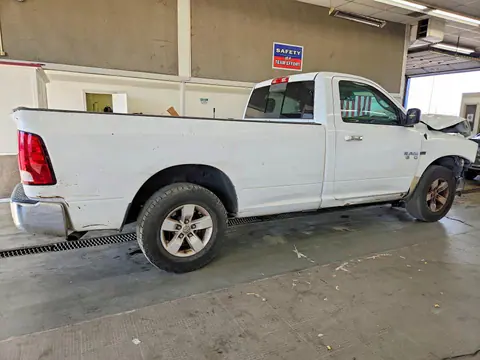 2016 RAM 1500 VIN 3C6JR7ETXGG282585 фото 3