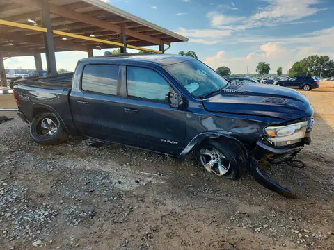 1C6SRFJT9KN726933 — 2019 RAM 1500, фото 4 с аукциона Copart 30.09.2026, Передняя часть
