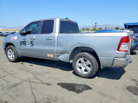 2019 RAM 1500 VIN 1C6RREBG1KN813316 фото 2