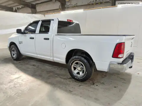 2019 Ram 1500 Classic Tradesman VIN 1C6RR6FG9KS616220 фото 2