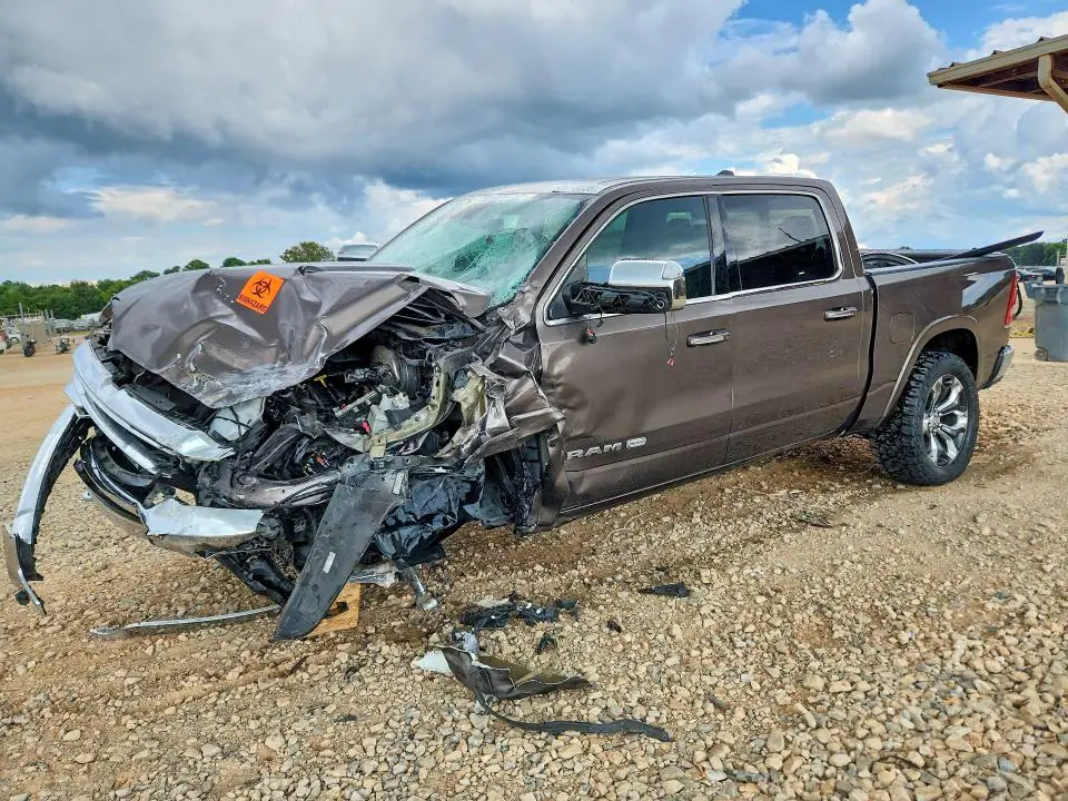 1C6SRFKT5LN304481 RAM 1500 2020 — повреждение Передняя часть, фото до ремонта