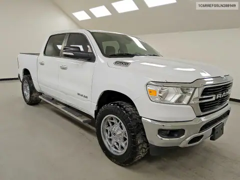 1C6RREFG5LN288949 — 2020 RAM 1500, фото 4 с аукциона Copart 20.10.2026, Механические повреждения