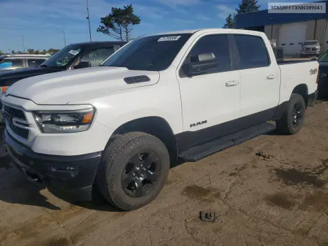1C6SRFFTXNN389041 — 2022 RAM 1500, Сторона, фото до ремонта