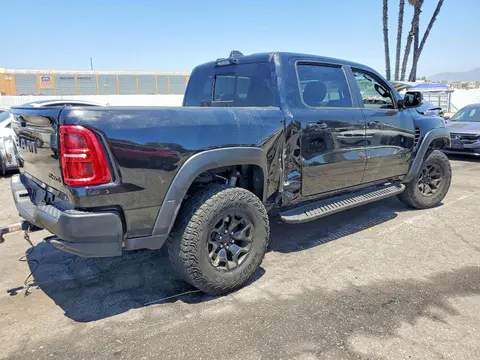 2025 RAM 1500 VIN 1C6SRFUP0SN634009 фото 3