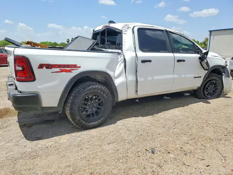 1C6SRFLP5SN775837 — 2025 RAM 1500, фото 3 с аукциона Copart 30.09.2026, Опрокидывание