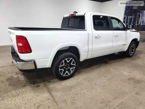 2026 Ram 1500 Laramie VIN 3C6SRFJP1T4202335 фото 3