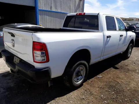2021 RAM 2500 TRADESMAN VIN 3C6UR4CJ9MG515171 фото 3