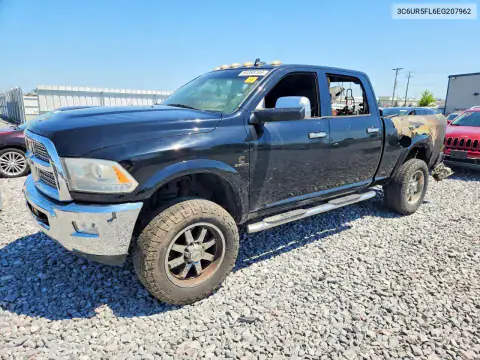 3C6UR5FL6EG207962 — 2014 RAM 2500, Пожар, фото до ремонта