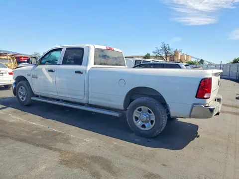 2016 RAM 2500 VIN 3C6UR4HJ6GG100869 фото 2