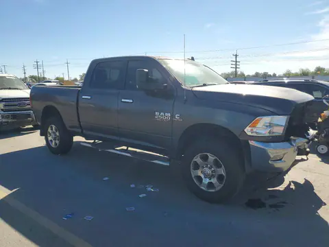 2016 RAM 2500 VIN 3C6UR5DL2GG120677 фото 4