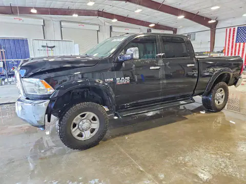 3C6TR5DTXHG603802 — 2017 RAM 2500, Передняя часть (Front End), фото до ремонта