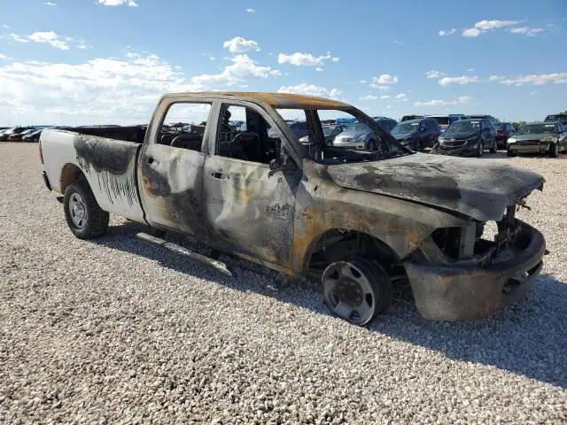 3C6UR5HL2JG145094 — 2018 RAM 2500, фото 4 с аукциона Copart 30.09.2026, Пожар