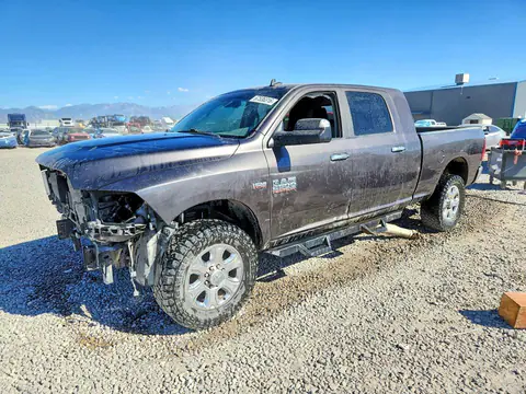 3C6UR5MJ7JG161392 — 2018 RAM 2500, Передняя часть (Front End), фото до ремонта