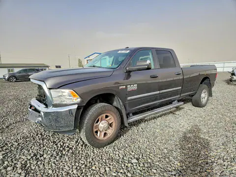 3C6UR5HJ7JG241821 — 2018 RAM 2500, Передняя часть (Front End), фото до ремонта