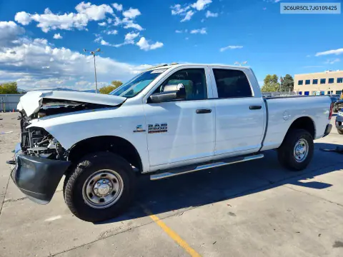 3C6UR5CL7JG109425 — 2018 RAM 2500, Передняя часть, фото до ремонта
