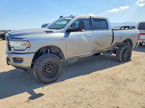 3C6UR5DJ0KG696467 — 2019 RAM 2500, Боковая часть (Side), фото до ремонта