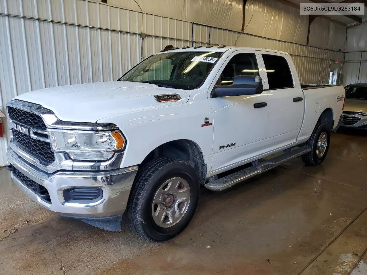 3C6UR5CL9LG263184 RAM 2500 2020 — повреждение Мелкие вмятины и царапины, фото до ремонта
