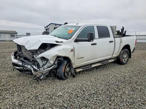 3C6UR5CL3NG110030 — 2022 RAM 2500, Передняя часть (Front End), фото до ремонта